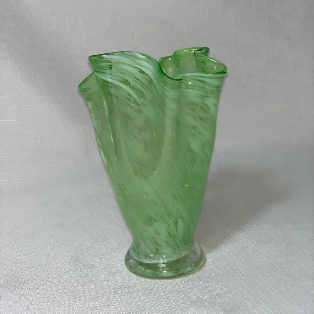 Vintage Fenton Glass Vase Swirl Art Green White Hand Blown Ruffled Handkerchief